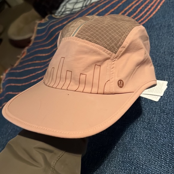 Lululemon Drawstring Cap - Picture 7 of 9